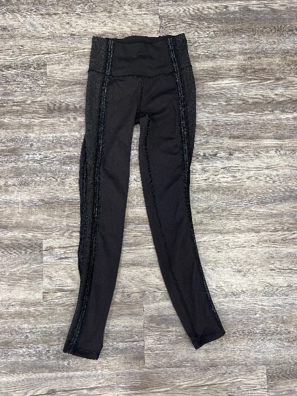 Athletic Leggings By Lululemon Size: 4