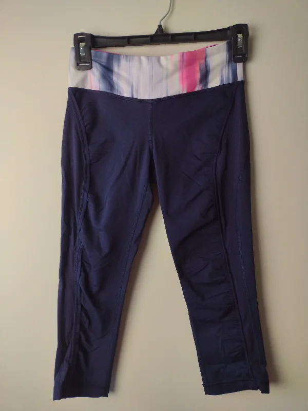 Athletic Leggings Capris By Lululemon  Size: 4