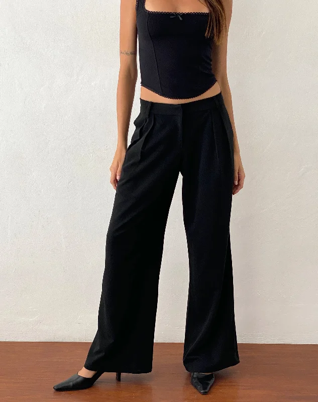 Nailaka Low Rise Wide Leg Tailored Trouser in Black